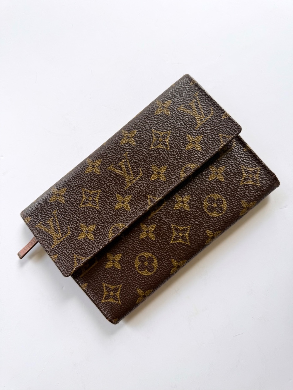Vintage 1986 Louis Vuitton Monogram Canvas & Leather Passport Pochette Clutch